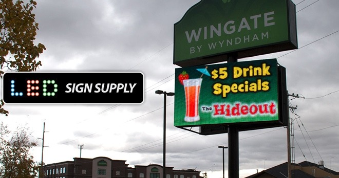 LED Billboards Message Signs Highway Drivers